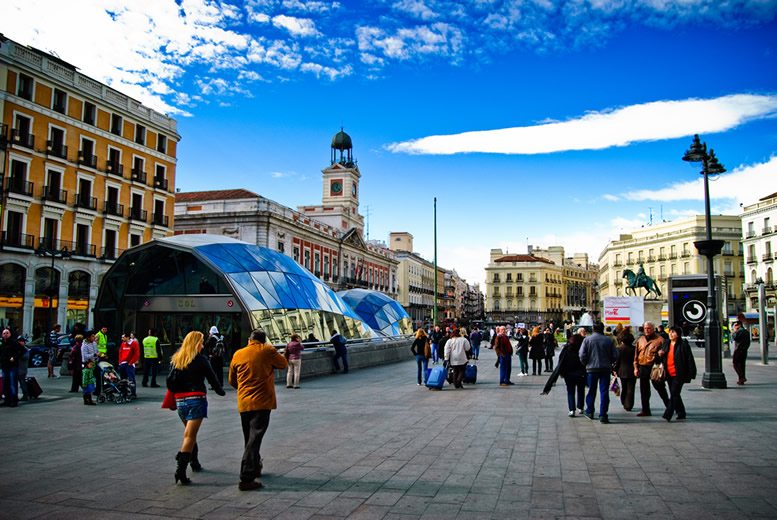Tragabolas_en_la_Puerta_del_Sol