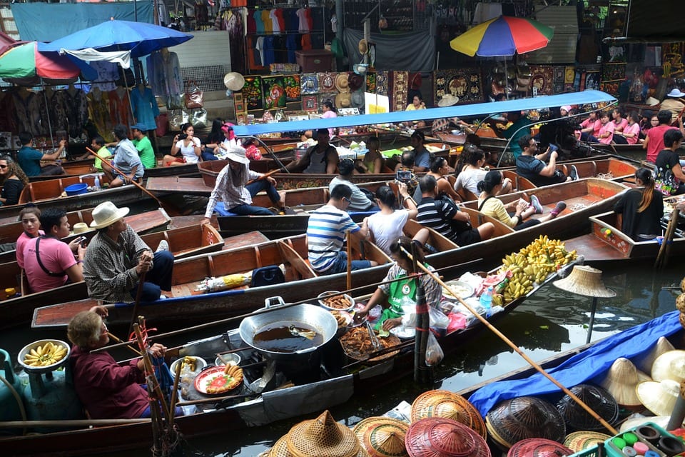MERCADO FLOTANTE