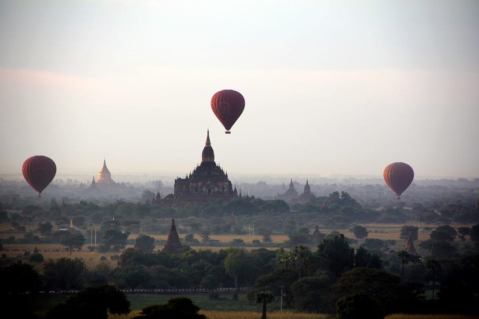 4.000 TEMPLOS DE BAGAN