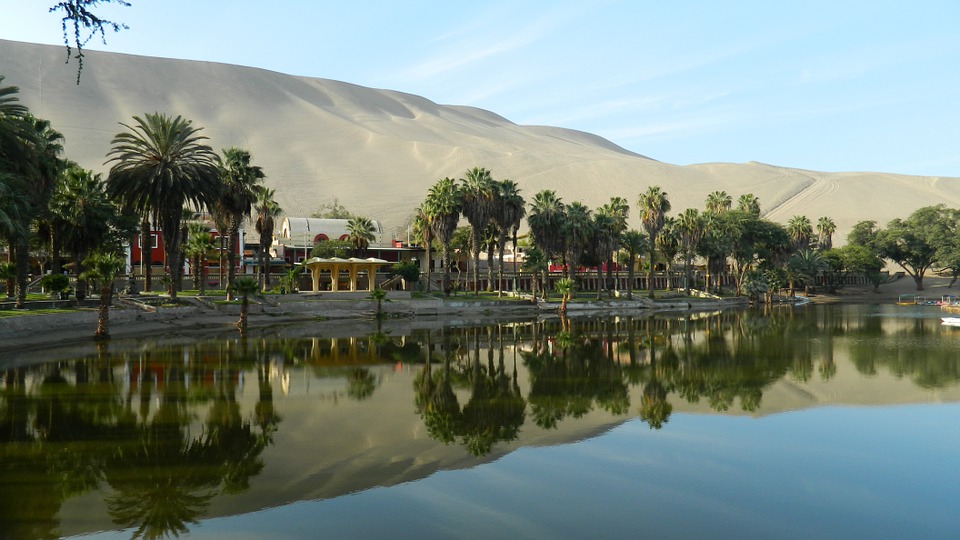 LAGUNA DE LA HUACACHINA. Los mejores lugares del Perú